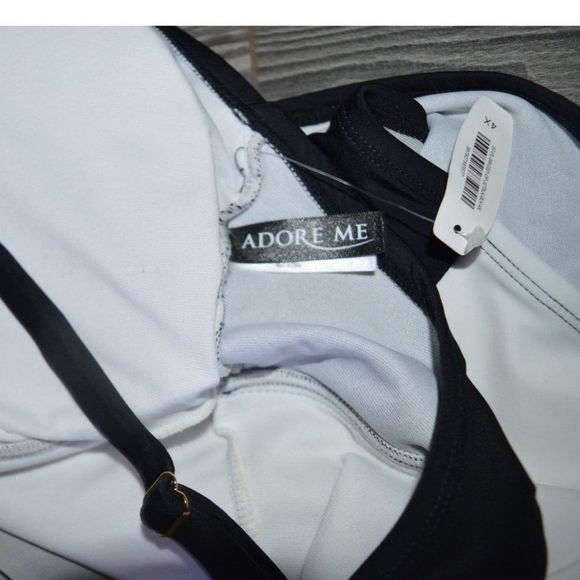 NWT Adore Me Keyhole Plus Size 4X One-Piece Swimsuit Black & White - Picture 10 of 11
